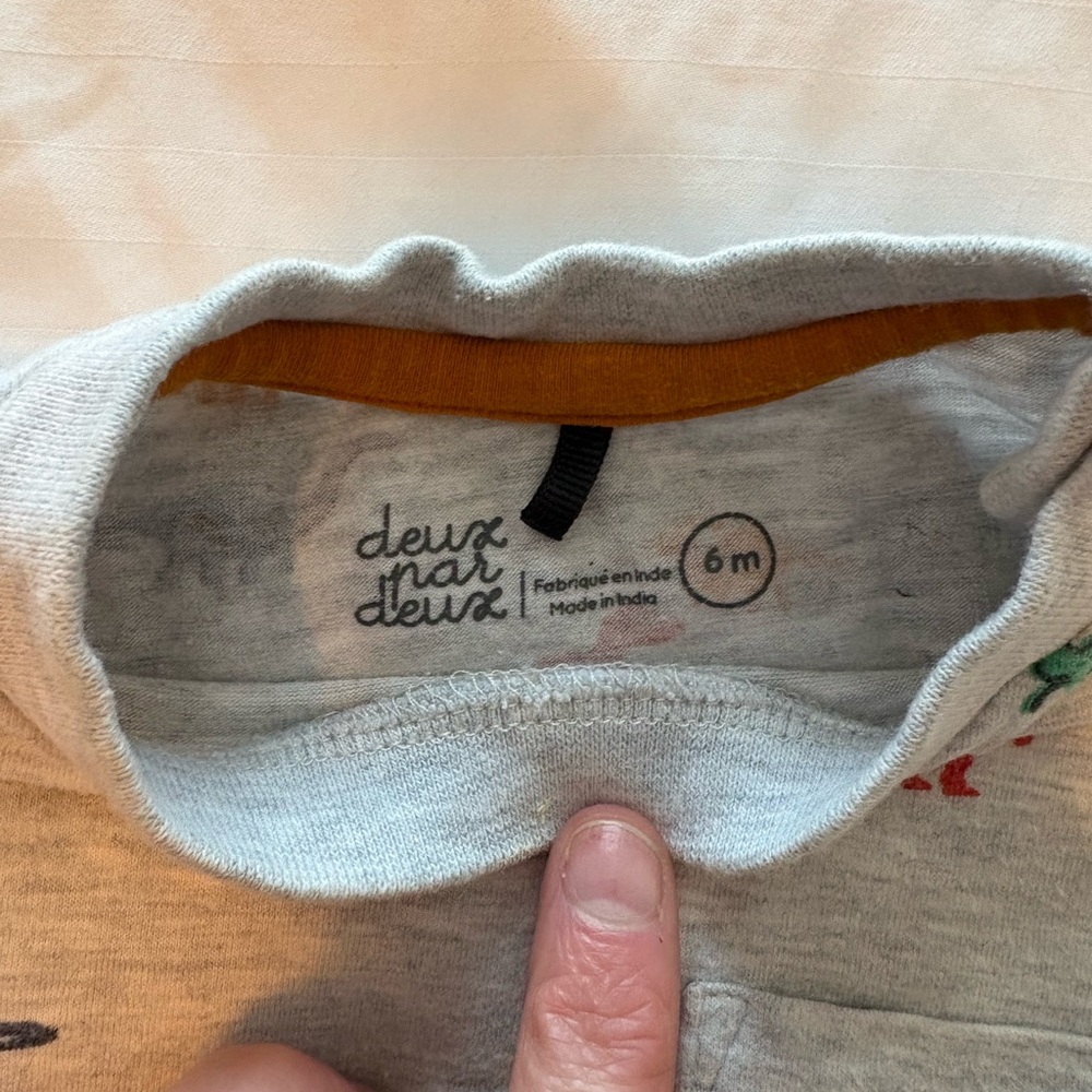 deux par deux Gray Tee with Multicolor Dino Pocket - Picture 2 of 2